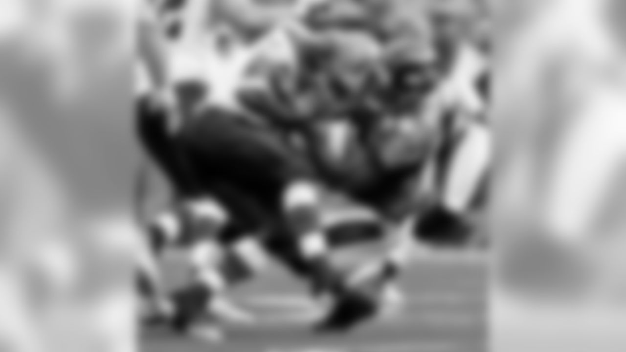 Images from the Ravens' 34-3 win over the Cleveland Browns on Sept. 27, 2009.
