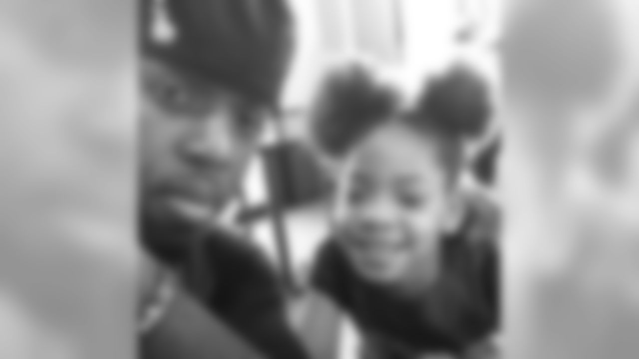 untouchablejay55 [Terrell Suggs]: Daddy Daughter Brunch! #DukeisaMaMasboy