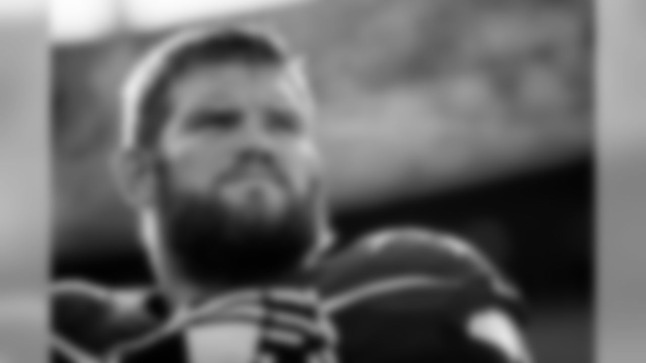 Guard Marshal Yanda during the national anthem at the 2020 Pro Bowl game, Sunday, Jan. 26, 2020 in Orlando, Fla.