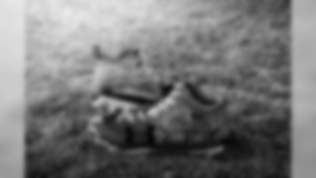 Cleats113017sh049