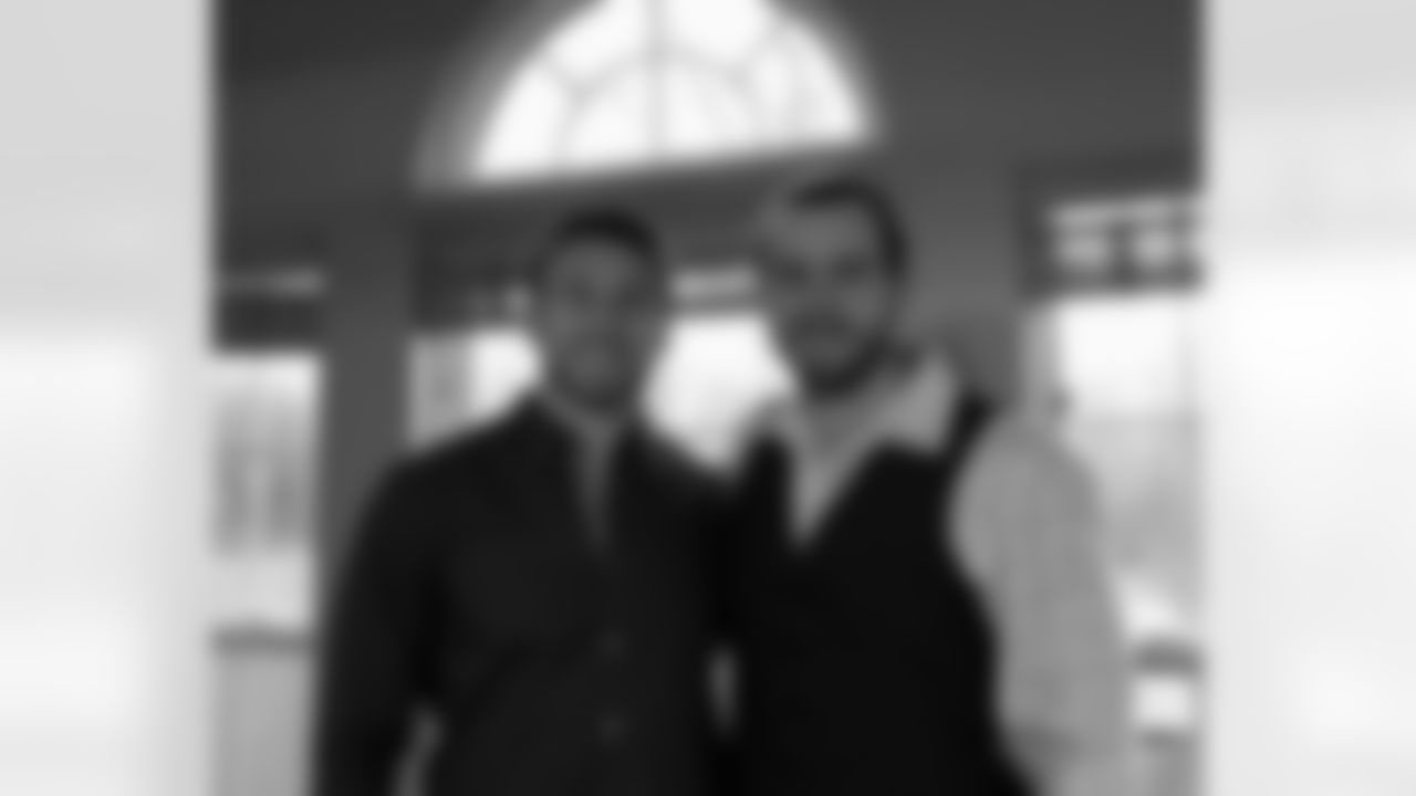 juicecheck44[Kyle Juszczyk]: Happy Sibs Day to the big homie, Sean! Aka the Godfather #noloveformoose