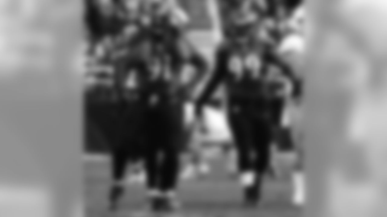 man_dammn9 [Matt Judon]: After the first act. We only gets better from here. #Flock