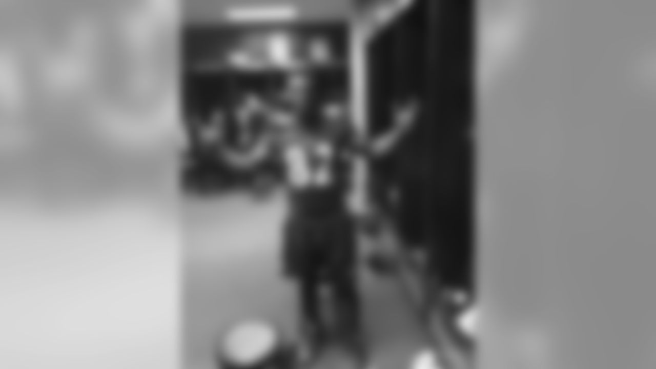 kamalei_8 [Kamalei Correa]: Gonna miss momma