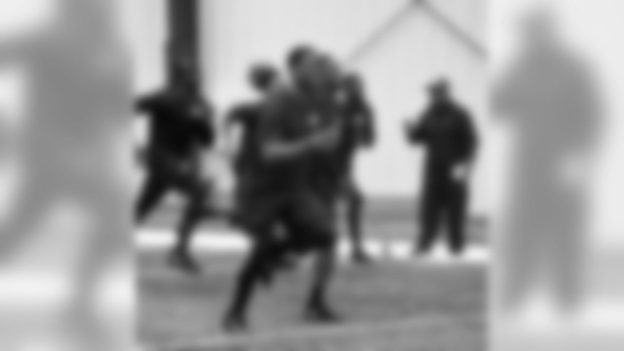 jwilson_2[Julian Wilson]: Same grind, same mission. Felt good to be back out there with my teammates! #Underdog