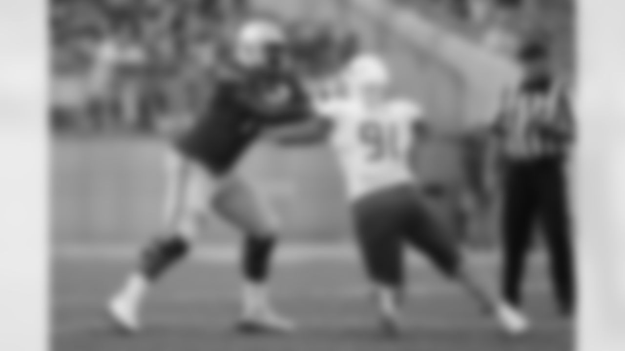 Nicholas Petit-Frere, Ohio State
Petit-Frere started at right tackle in 2020, then moved to left tackle last season. He opted out of the Rose Bowl to begin preparations for the draft, so he should arrive at the combine prepared for a strong performance. His starting experience on both sides of the offensive line makes him a strong candidate to be a backup swing tackle for Baltimore, even if he's not ready to start as a rookie. Joining Baltimore would reunite Petit-Frere with J.K. Dobbins, who was a teammate during the running back's final season at Ohio State.