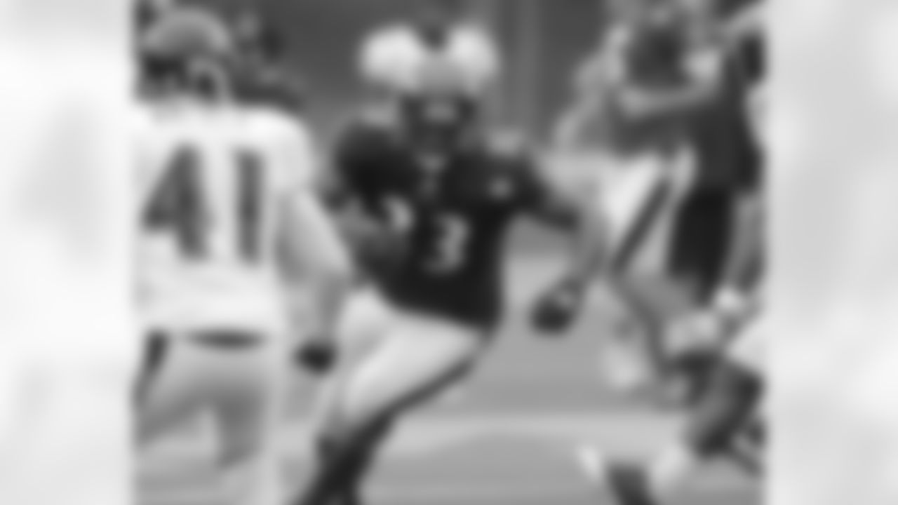 The Ravens work out Sunday in Derrick Mason's first training camp practice at McDaniel College in Owings Mills, Md.