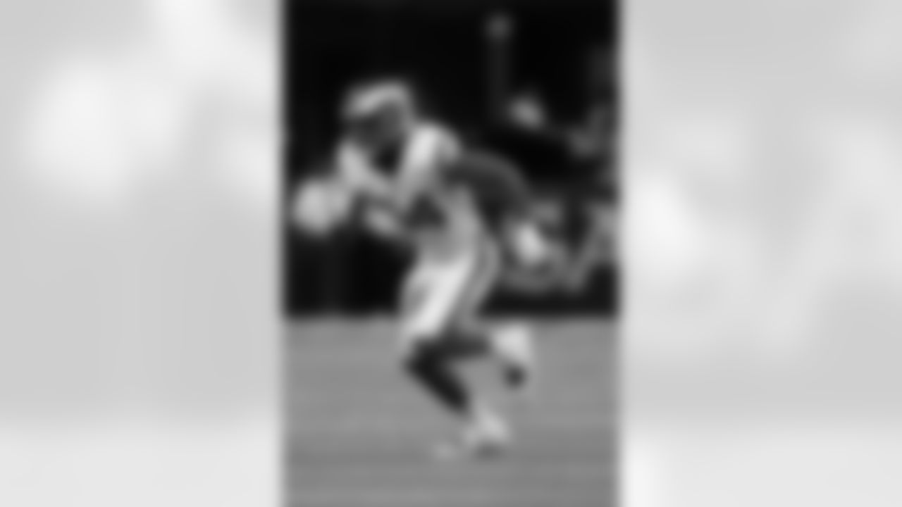 EDGE Leonard Floyd
Floyd had 9.0 sacks for the Rams in 2022, his third straight year with at least nine sacks. A salary-cap casualty after the season, Floyd is looking for a new home and could fit in nicely with a team looking for a consistent pass rushing presence.
