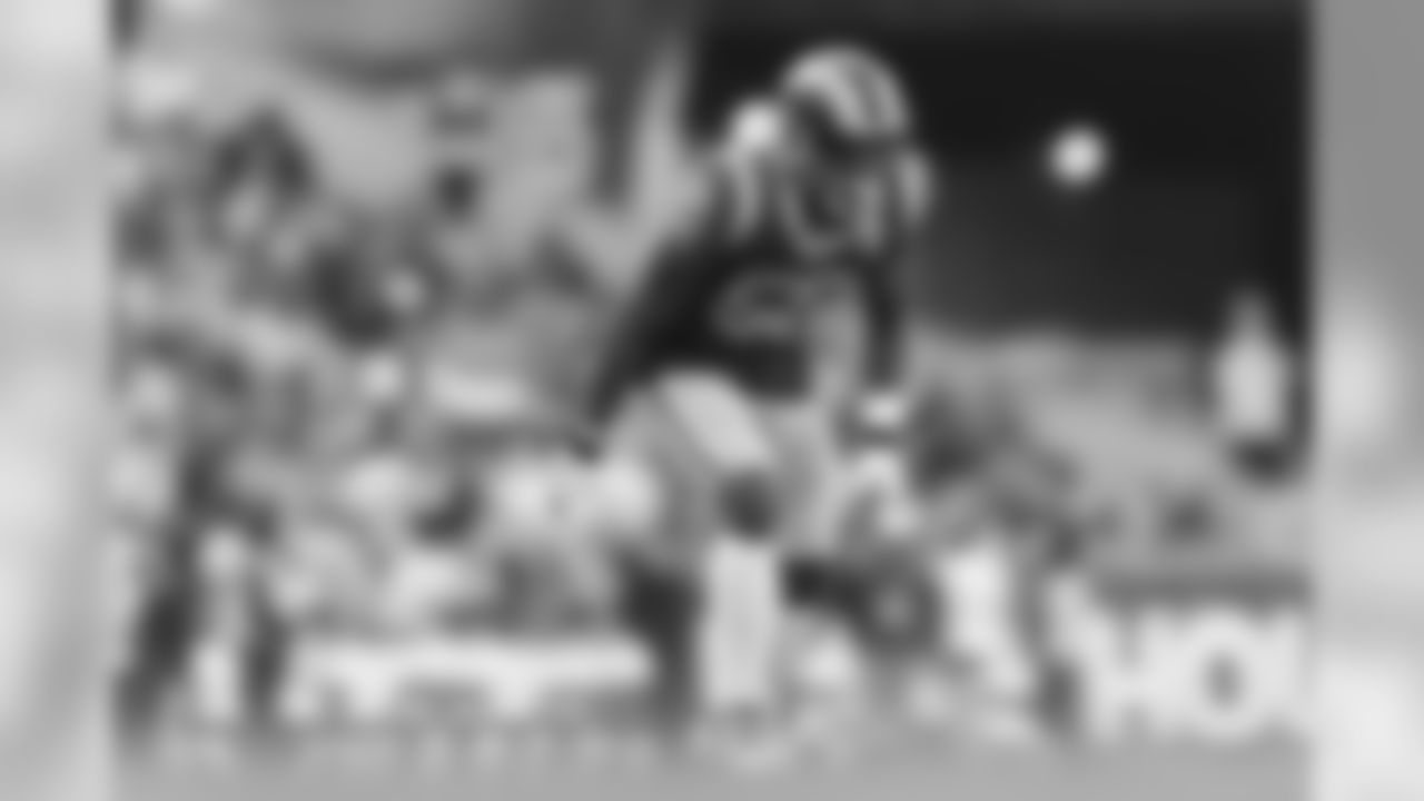 The former first-round pick has overcome a major knee injury at the outset of his career. He broke out with 11.5 sacks last season after netting four the previous year. Fowler is a good mix of speed and power.