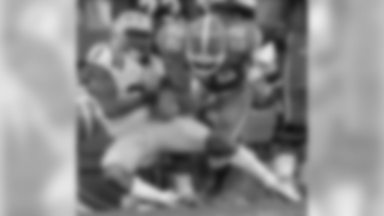 walknhitstick26[Matt Elam]:#ThowBike:in case y'all forgot about 2012..! #BeatLSU