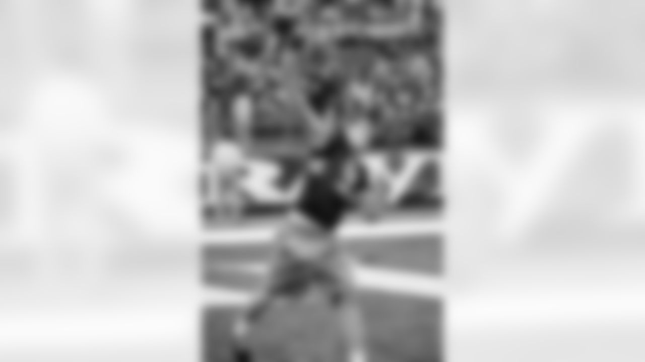 During Ravens home games this season, the Quarterback Challenge will showcase two of the top high school quarterbacks from Maryland. The quarterbacks will be joined on-field by two of their receivers to compete in a passing competition during halftime. Bo