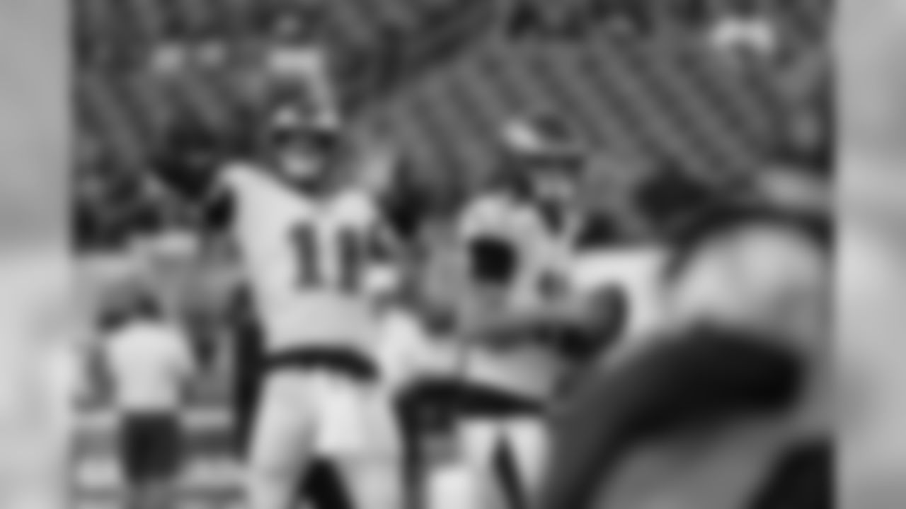 Philadelphia Eagles' Carson Wentz warms up before a preseason NFL football game against the Baltimore Ravens, Thursday, Aug. 22, 2019, in Philadelphia. (AP Photo/Michael Perez)