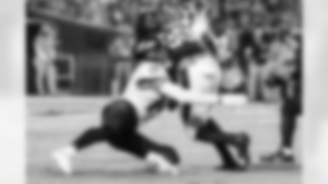 The Baltimore Ravens defeated the Arizona Cardinals at State Farm Stadium in a pre-season game by a score of 24-17 on Sunday, August 21, 2022.