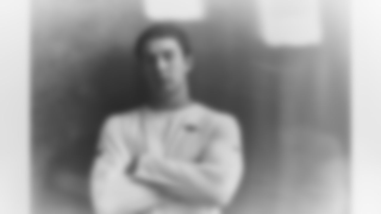 Tight End Charlie Kolar