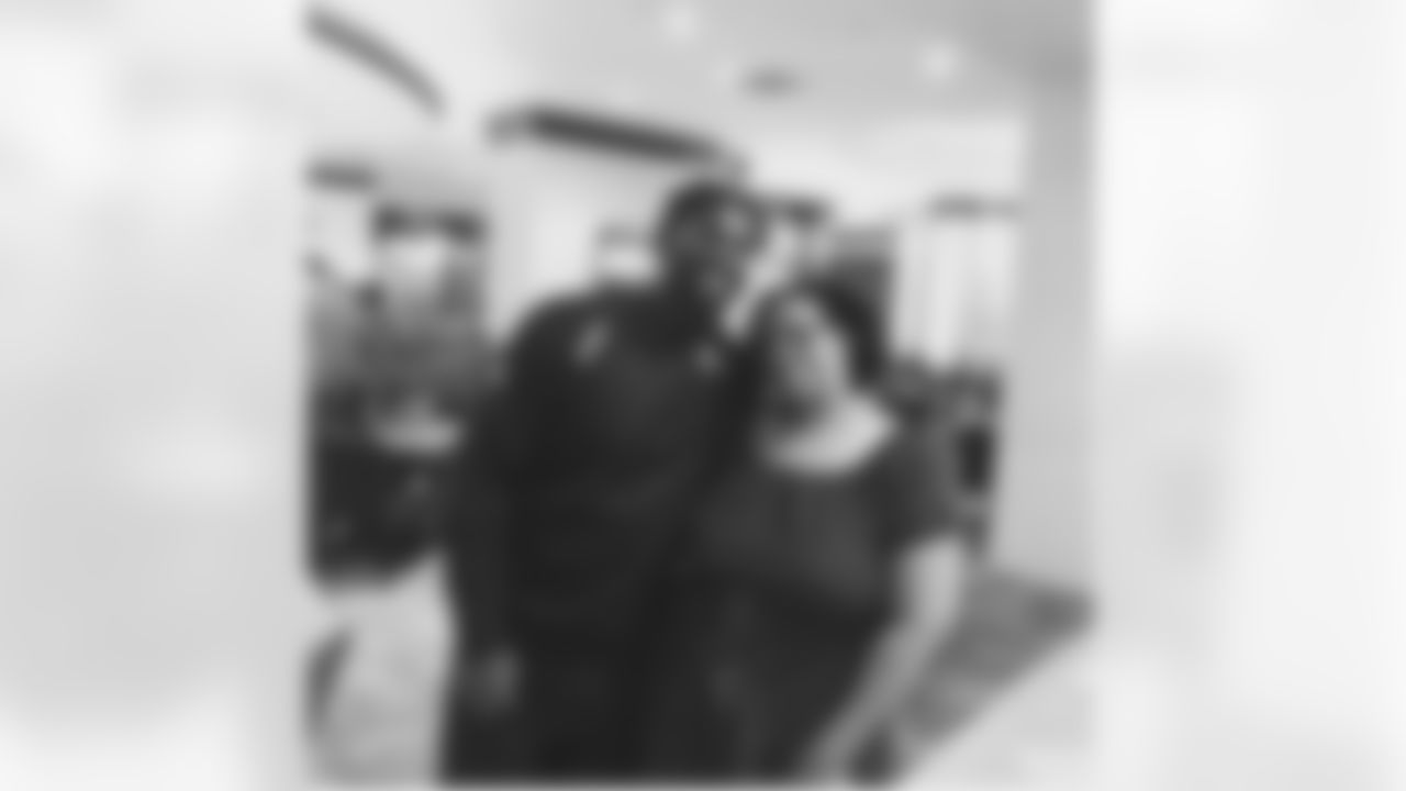 man_dammn9 [Matt Judon]: This woman is everything. And im to make sure she knows. Savage season