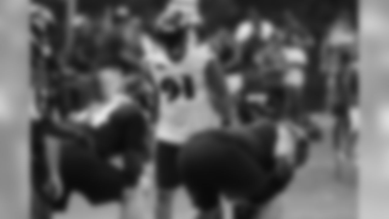 LB Shane Ray