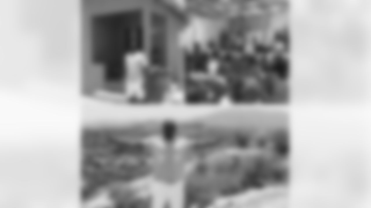 elvis.dumervil [Elvis Dumervil]: #TBT Building homes in Haiti last offseason with the @ravens and @newstorycharity! Making these families' day was a priceless feeling.