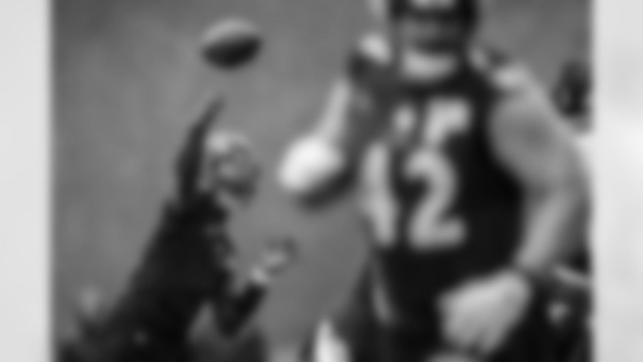 QB Tyler Huntley
