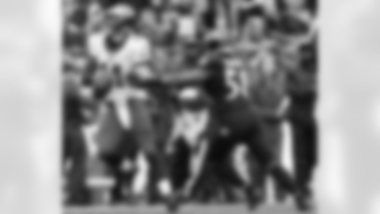 elvis.dumervil [Elvis Dumervil]: We'll take it. 8-6 #RavensFlock