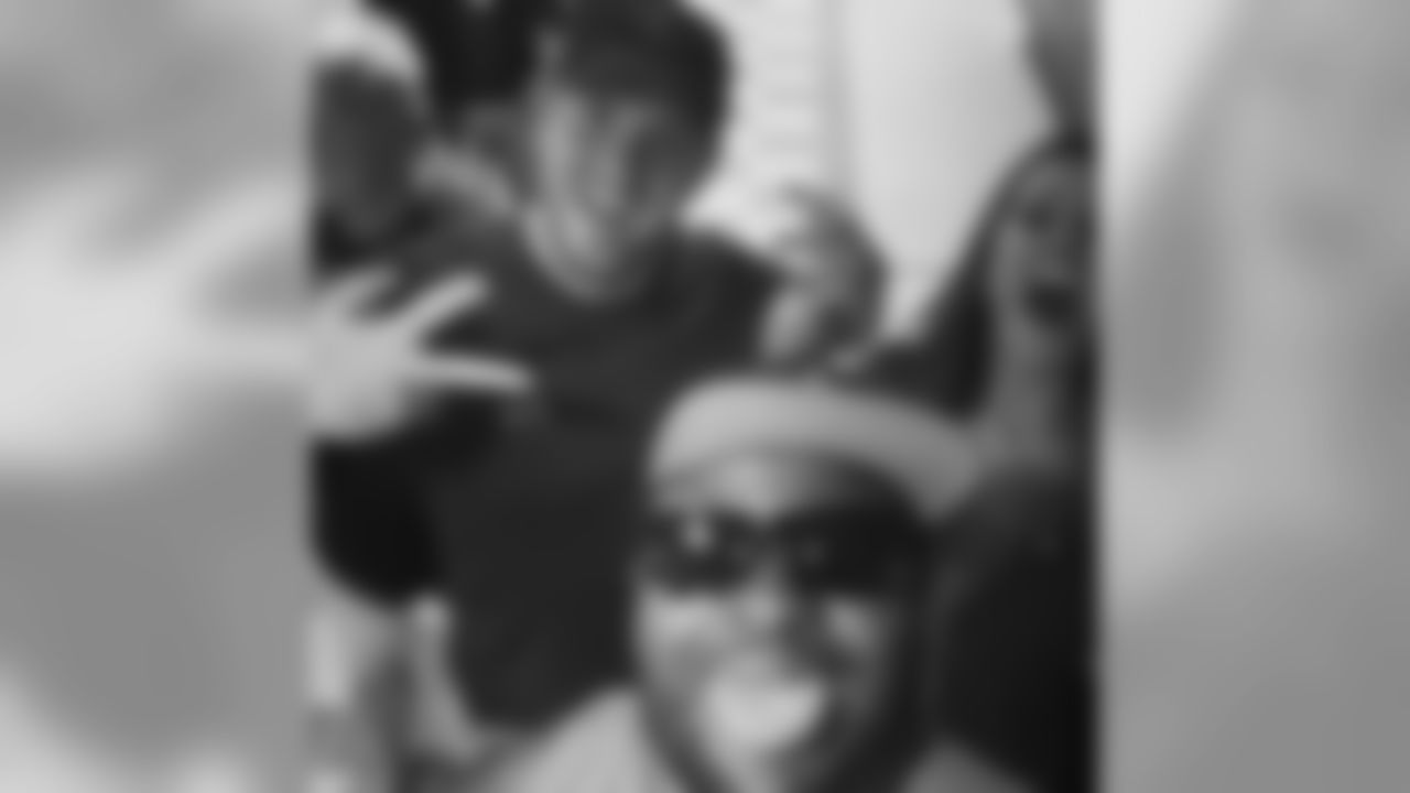 brandonw_66 [Brandon Williams]: @cmorgancox [Morgan Cox] @laurenbellcox and myself leaving the game