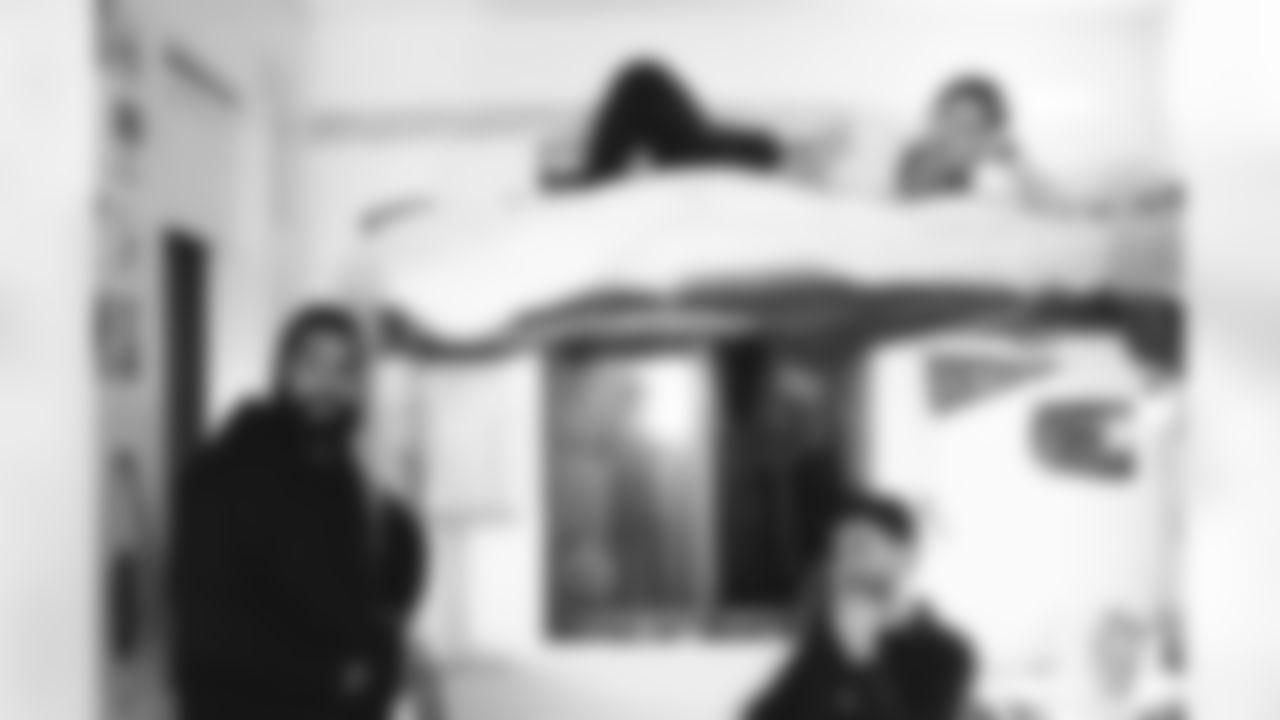 john_urschel [John Urschel]: Back at MIT with the fam. #byeweek