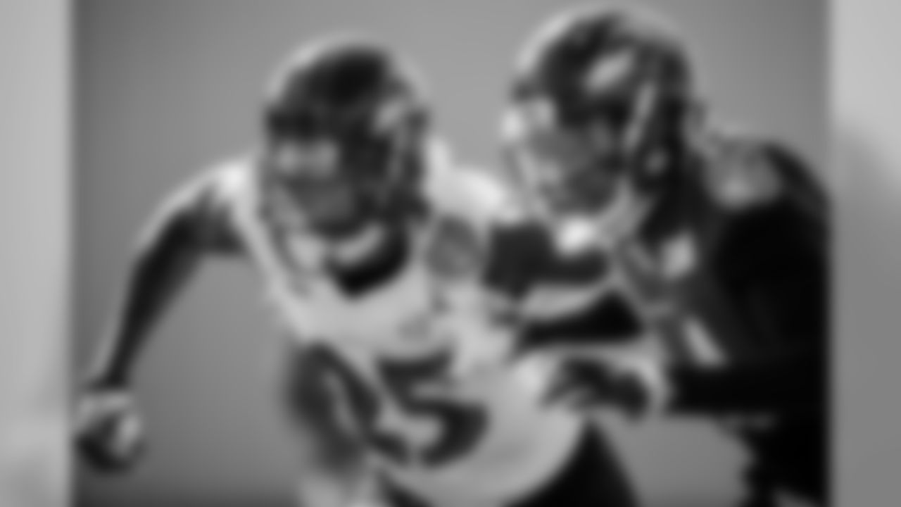 CB Tavon Young