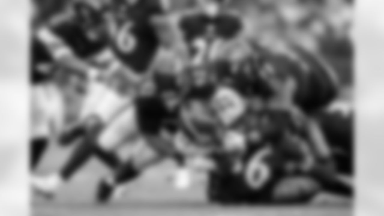 DT Justin Madubuike, DT Justin Ellis