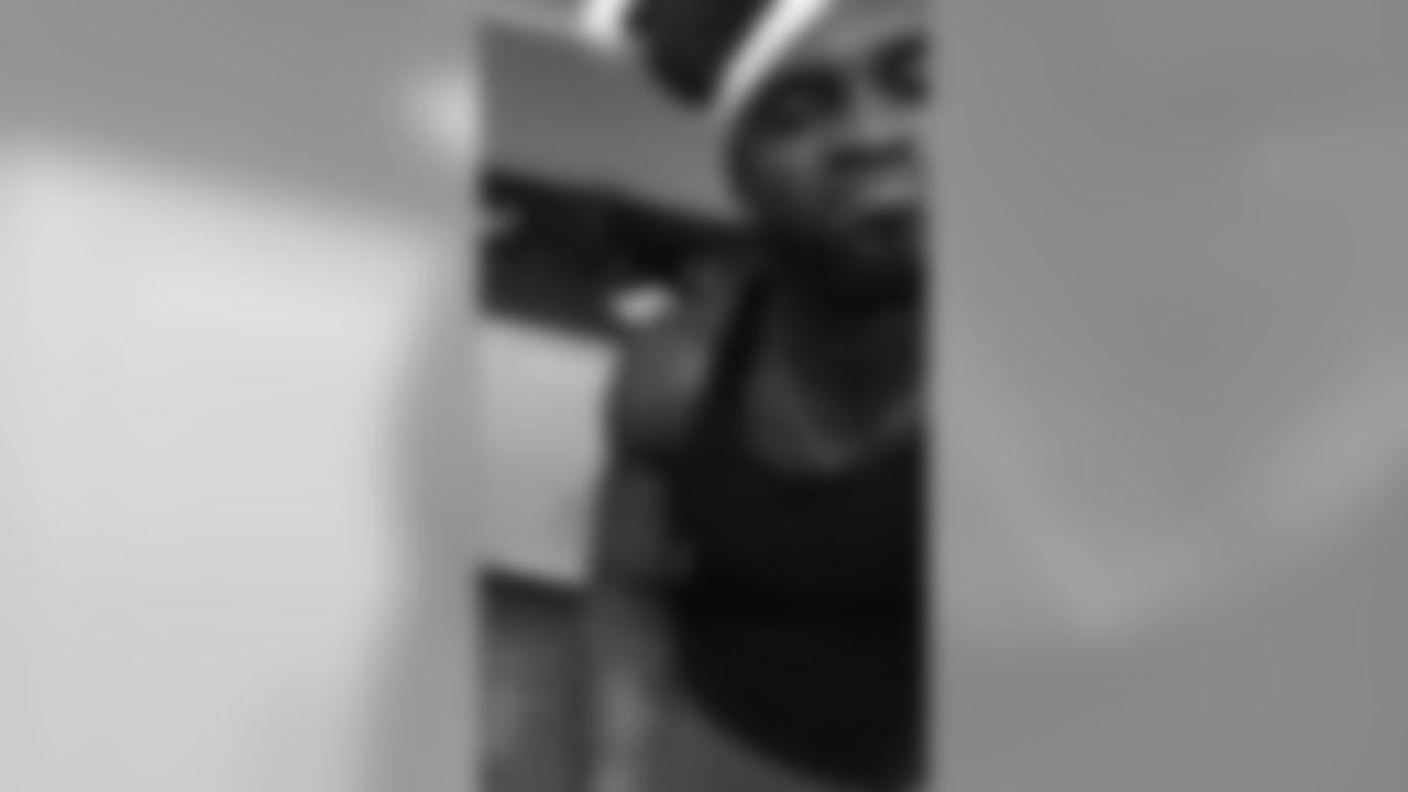 _showtime31[Terrence Brooks]: Merry Christmas