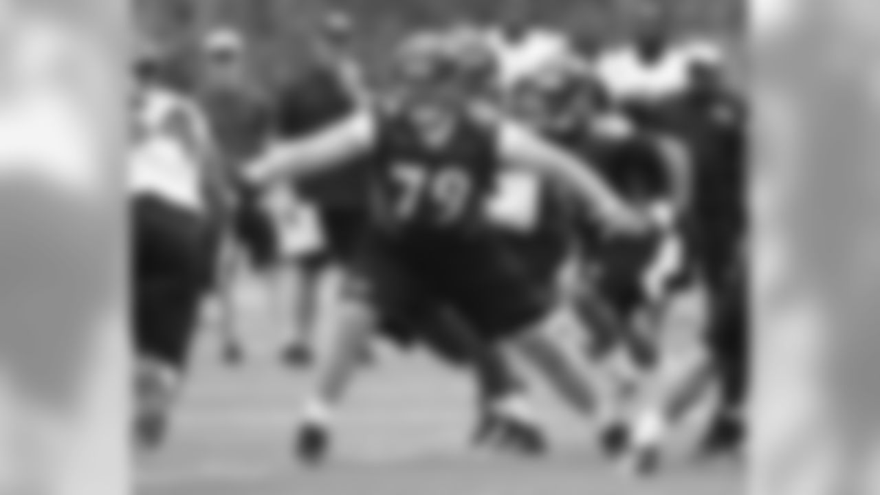 C/G Nick Easton