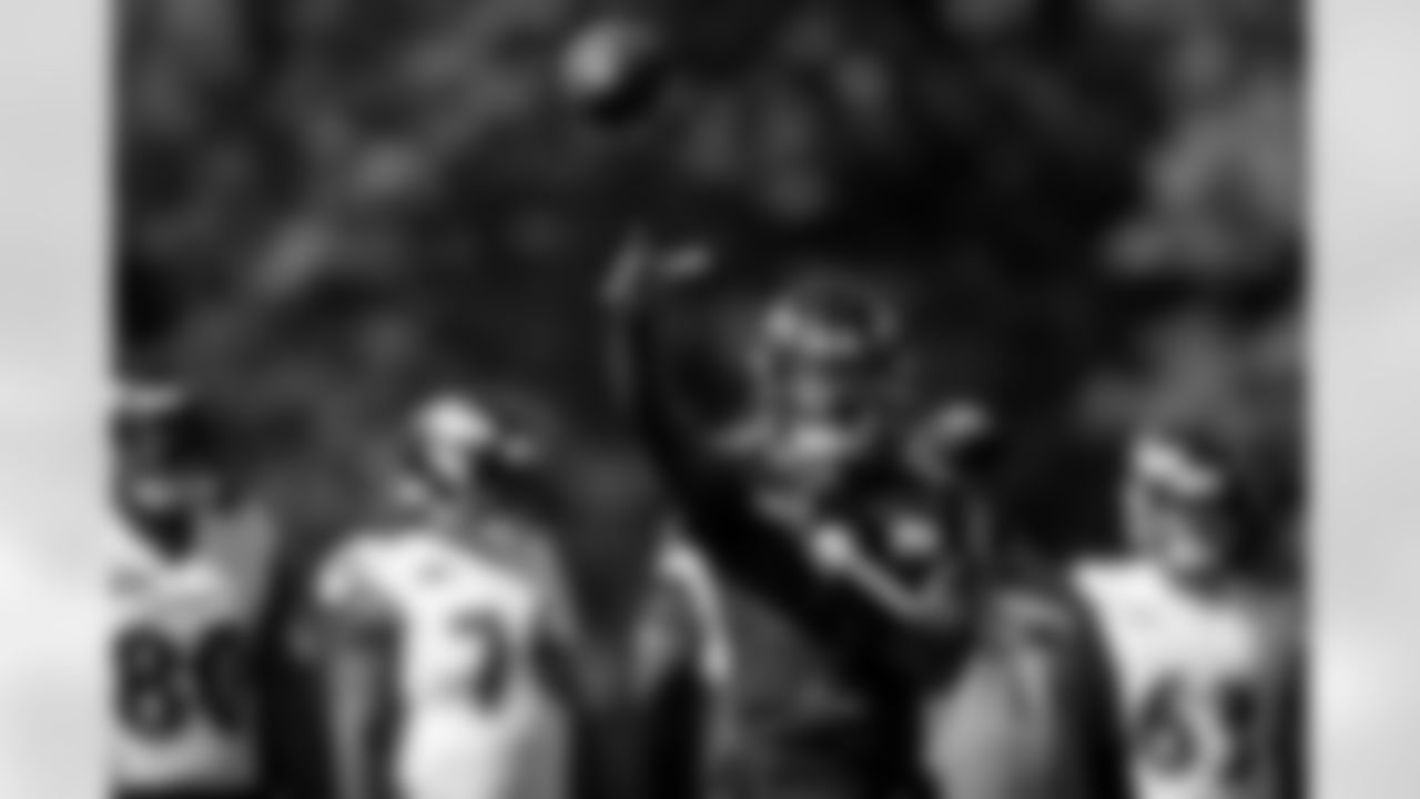 QB Tyler Huntley