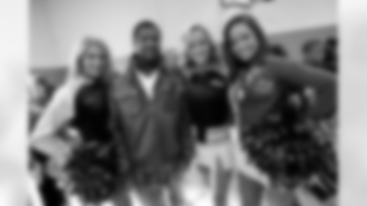 Ravens fans showed their purple pride on Black Friday, November, 27, 2009. Fans were joined by Ravens cheerleaders, Playmakers and Ravens mascot Poe and some lucky fans won autographed memorabilia.