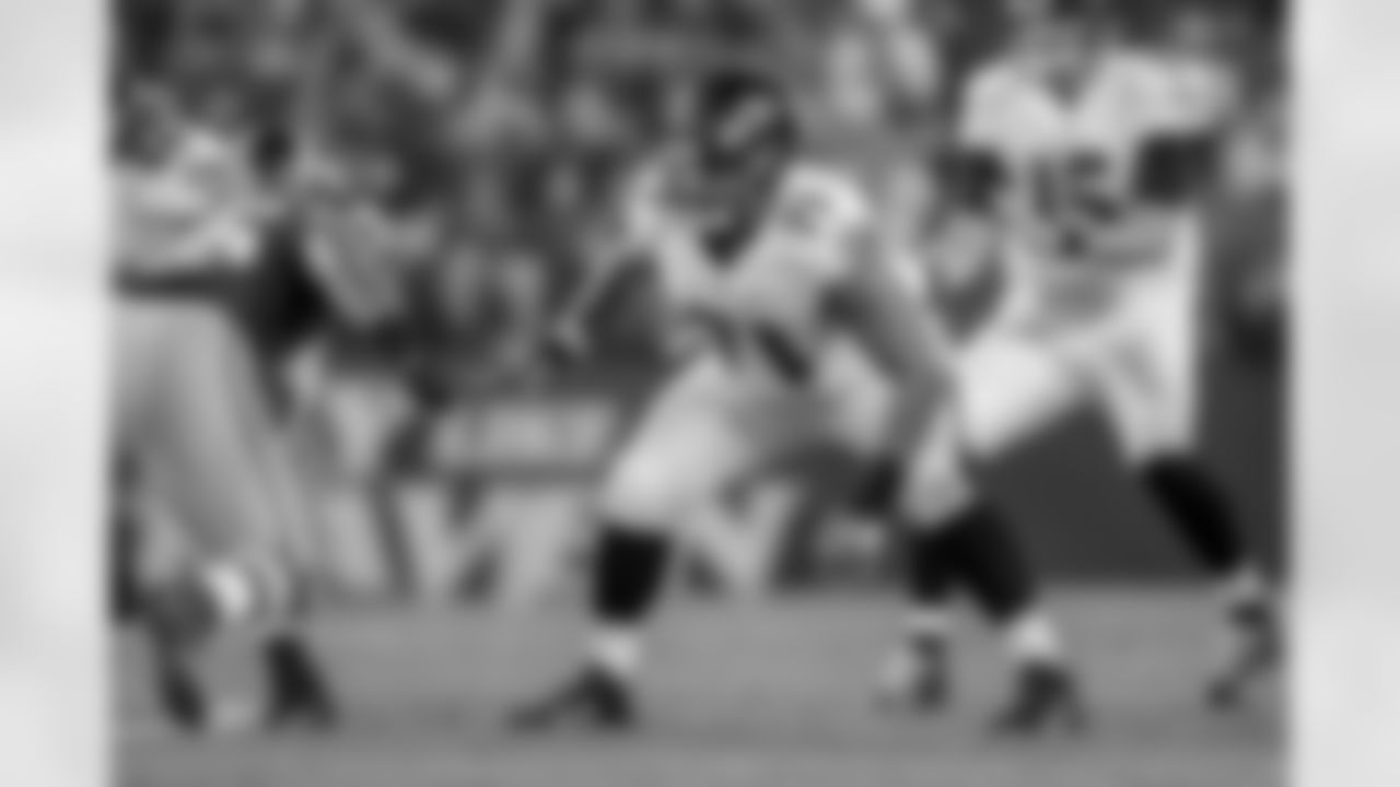 G Jermaine Eluemunor
2017 Draft - Round 5, Pick 159