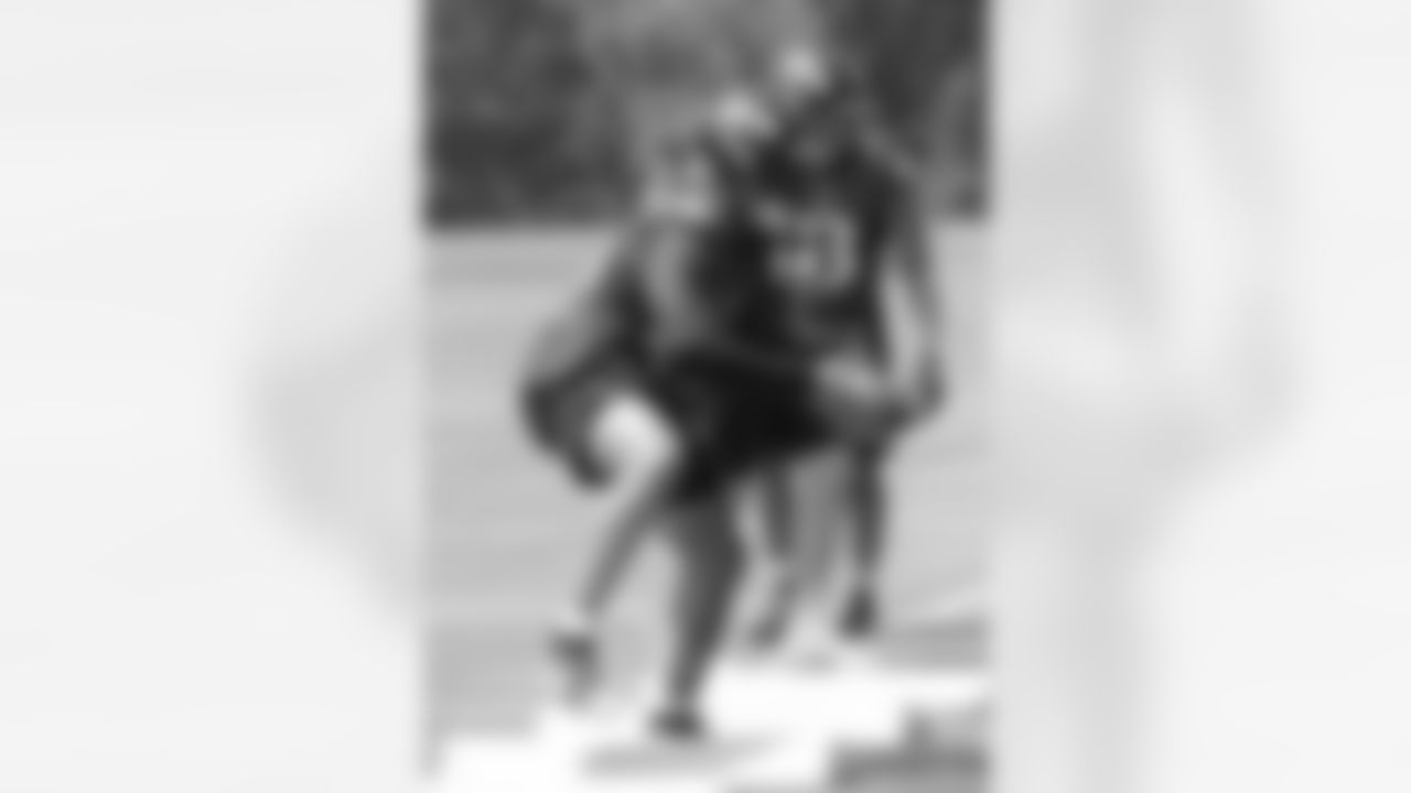 ILB Malik Harrison (40)