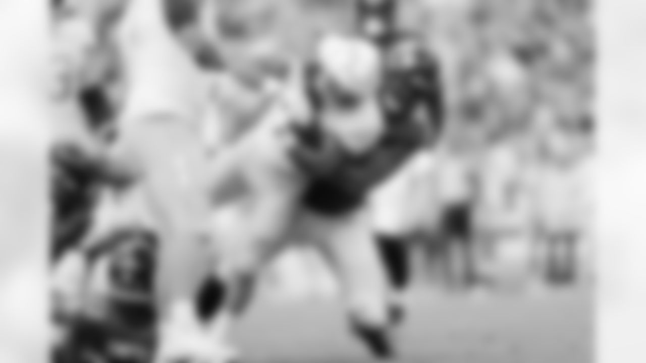 DE Calais Campbell