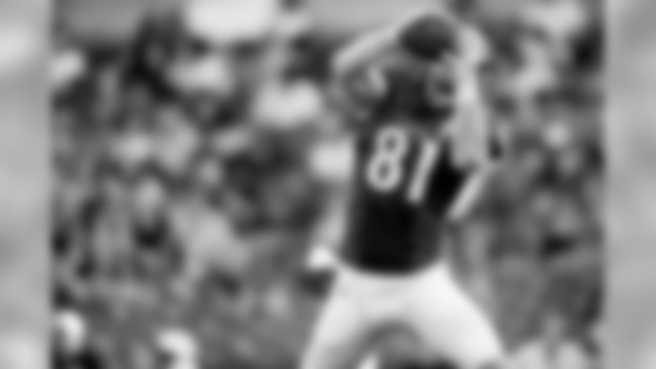 TE Hayden Hurst
