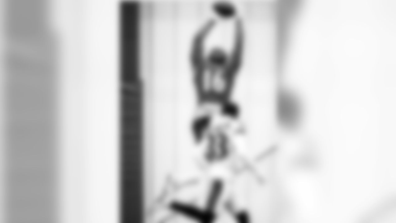 quincya18 [Quincy Adeboyejo] No handouts you know I had to get it ❗️