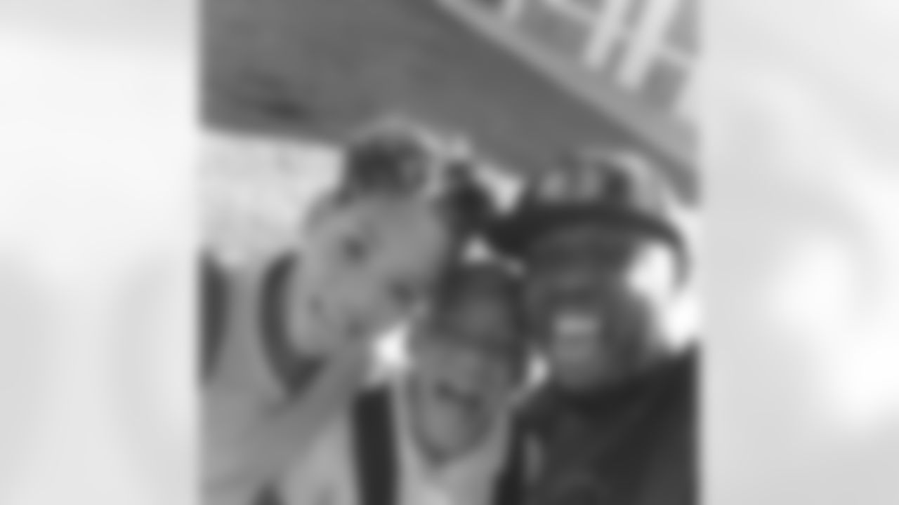 untouchablejay55 [Terrell Suggs]: 1st Day Of School Pint, Man-Man, SiZ