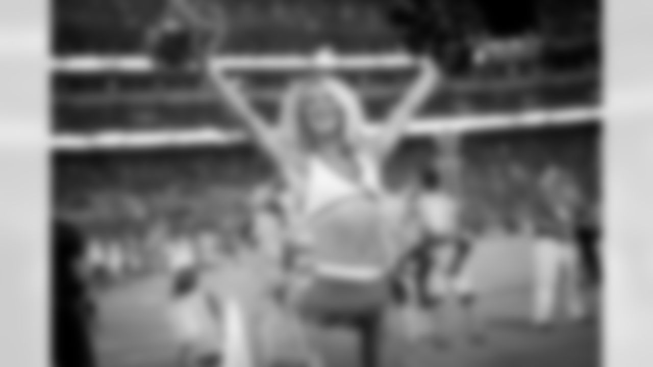 Cheerleader Summer Wilson