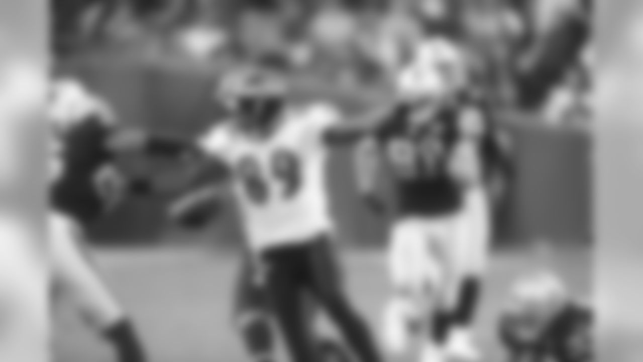 Images from the Ravens' 21-13 road win over the Oakland Raiders on Jan. 3, 2010, which sealed a playoff spot for Baltimore.
