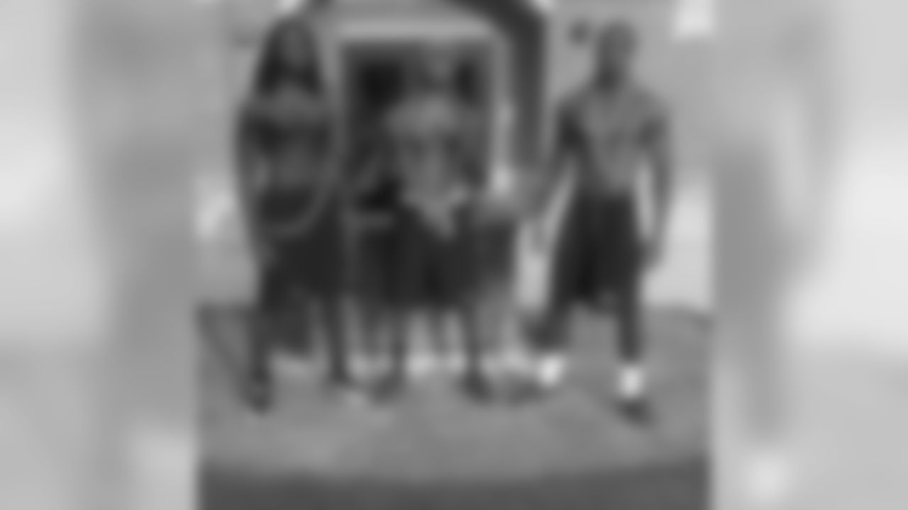 torreysmithwr[Torrey Smith]:#tbt Body By Diege @trentonhughes @qsweat