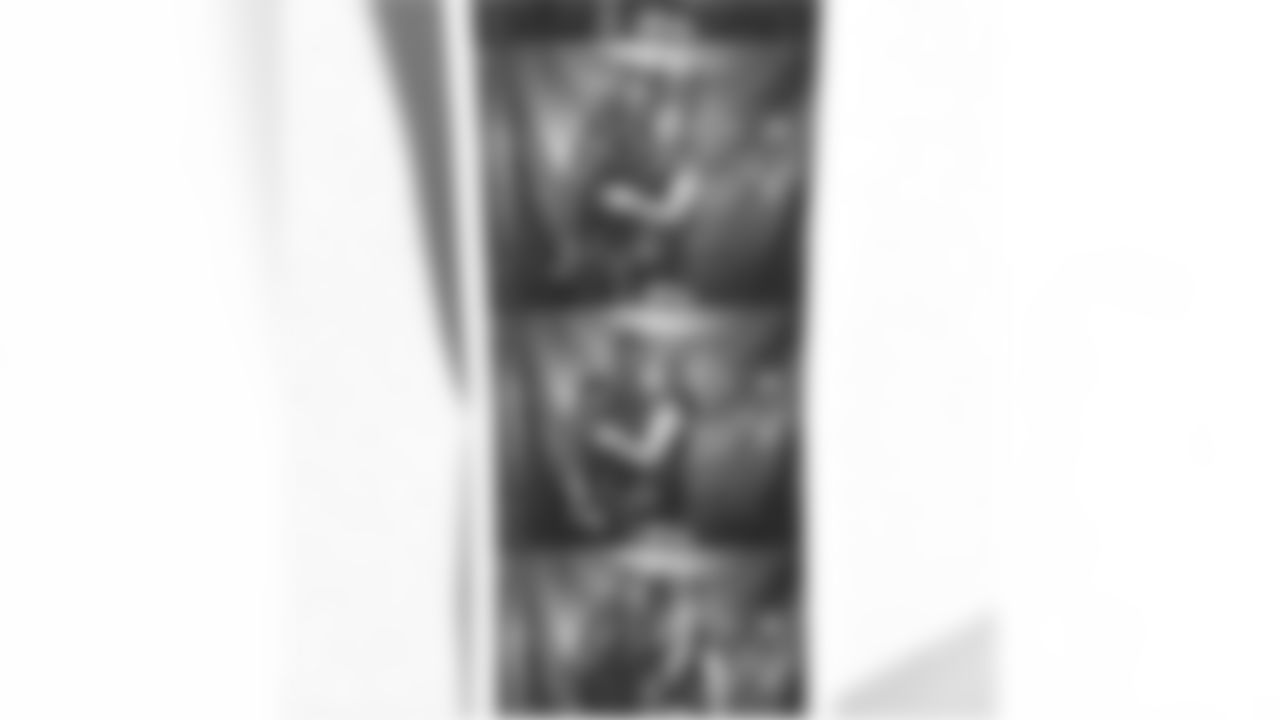 zobot_34[Lorenzo Taliaferro]: Me and my #WCW having fun in photo booth at my boy Webb costume party I love this give to the moon and back @mikaelalayne