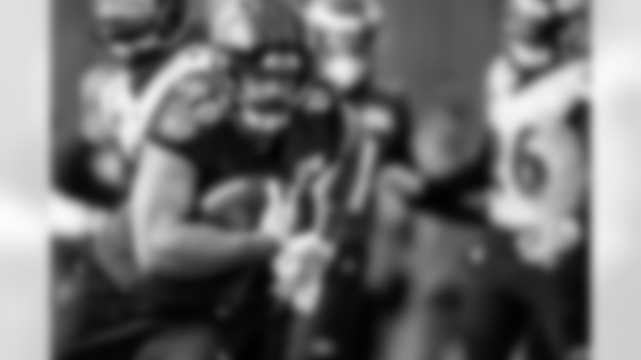 TE Mark Andrews