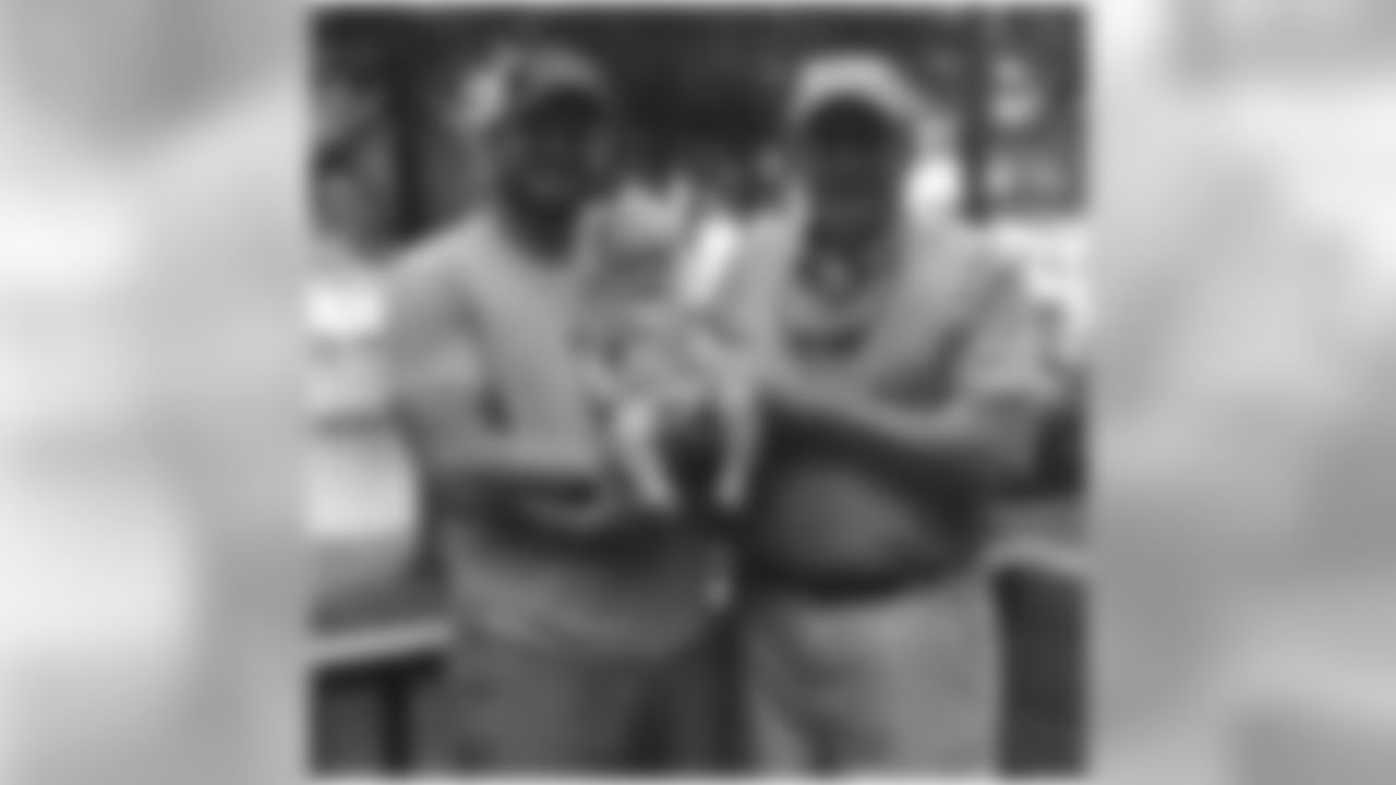 teamwoody39 [Danny Woodhead] It's a bubble machine kind of day