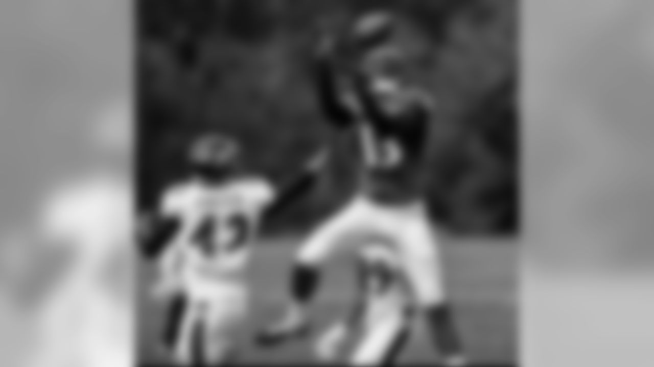 cmatt__13 [Chris Matthews] Got to think high in order to win a prize!!!!!