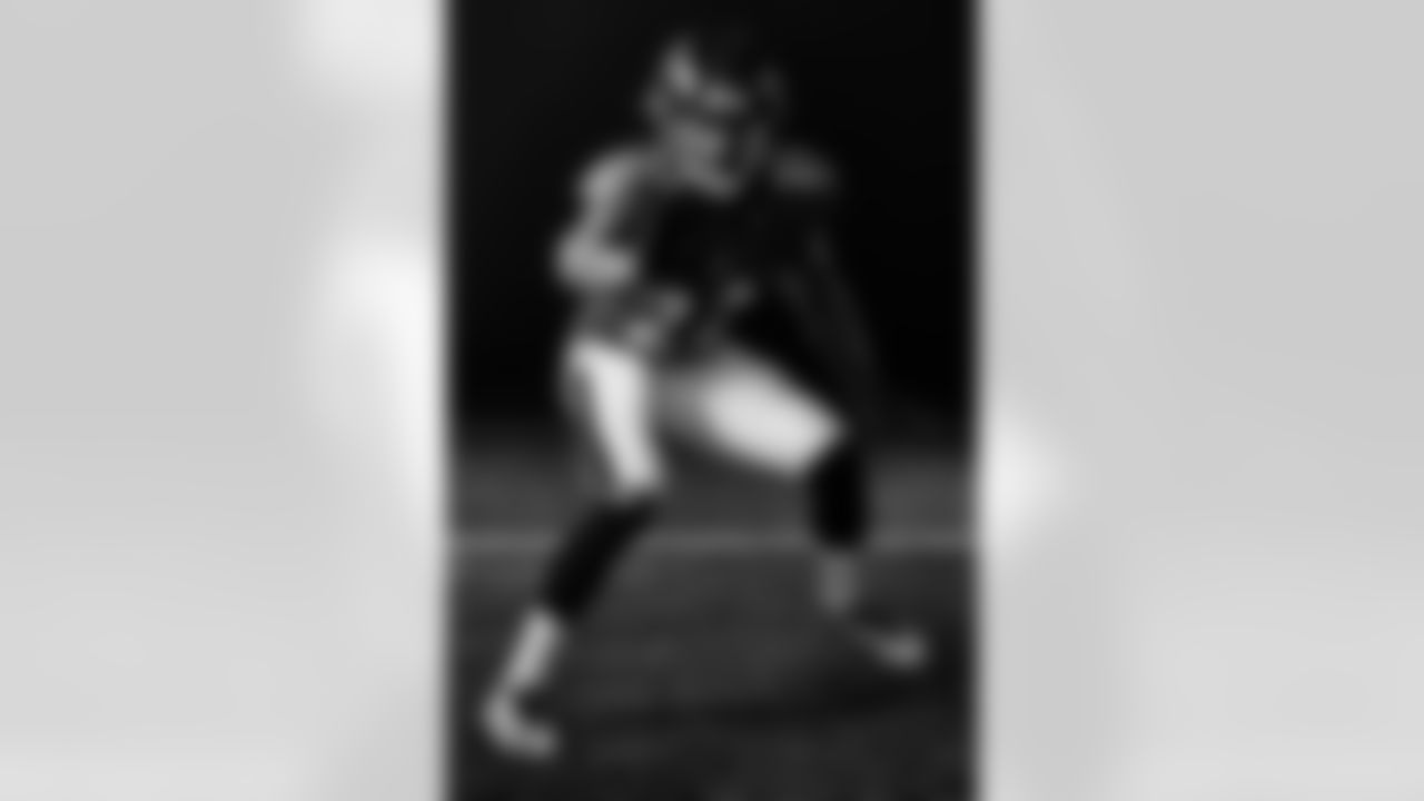 CB Damarion Williams (22)