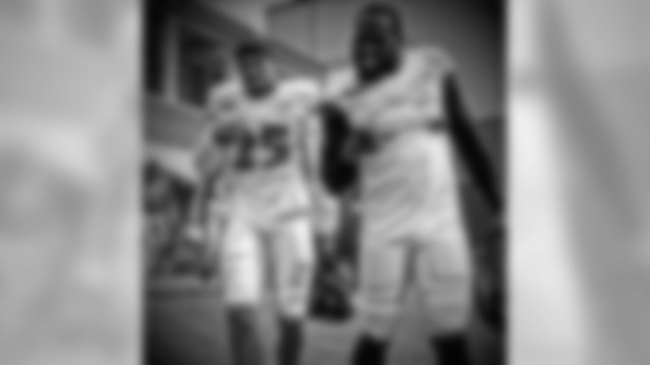 walknhitstick26 [Matt Elam]: Stacking these days, enjoying this!