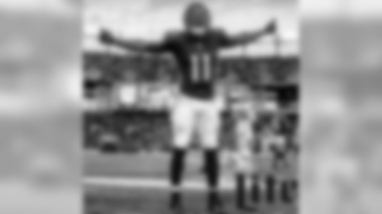 ravens[Baltimore Ravens]: Last time we played the Browns, Kamar Aiken debuted this little number.#ThrowbackThursday presented by @millerlite. #tbt