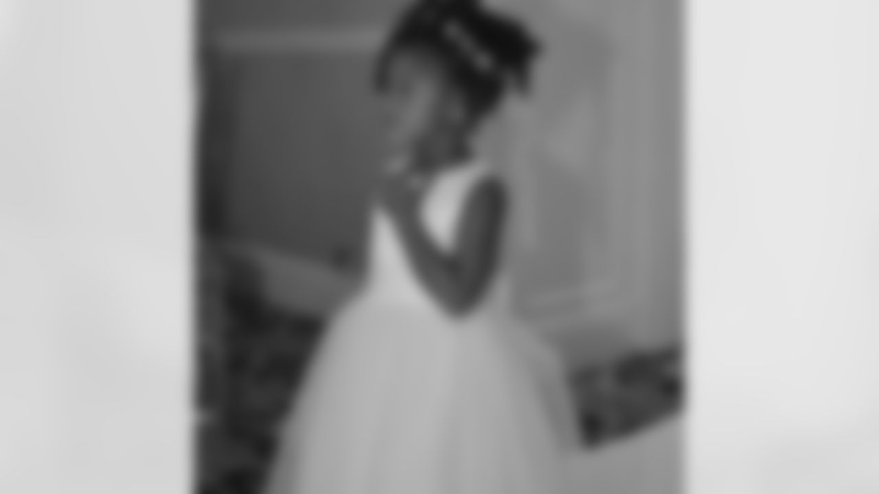 im_klewis23 [Kendrick Lewis]: Mommy&Daddy's Pride and Joy on Wedding Day. Princess Kensley