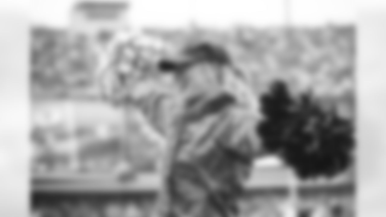 Cheer_VS_Steelers-126