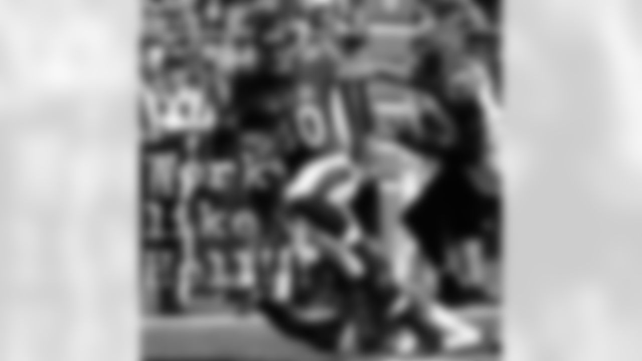 crockettgillmore[Crockett Gillmore]: Life is simple Work like Hell and never stop Working!!! #work #workhard #workout #work