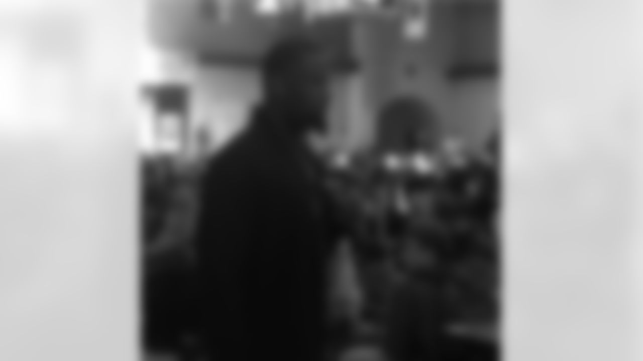 alevine41[Anthony Levine]:Slidin early...